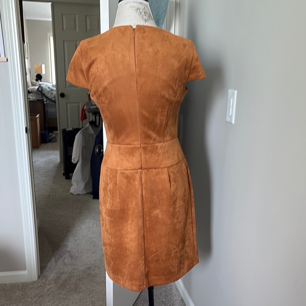 Elegant Suede Look Tan Dress - Picture 4 of 5